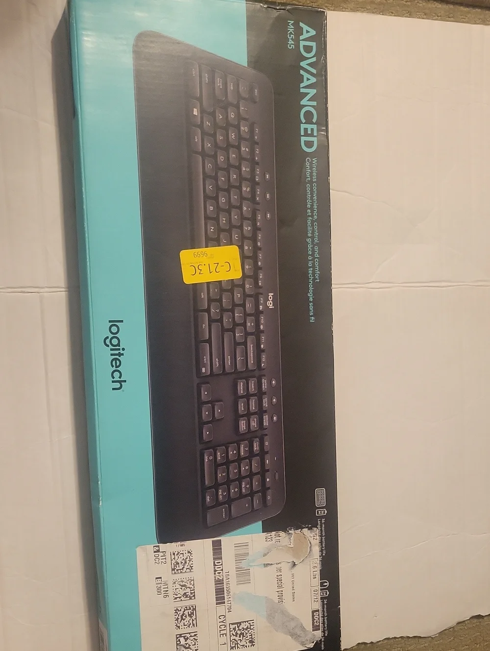 Logitech Advanced Wireless Full-Size Keyboard — Black